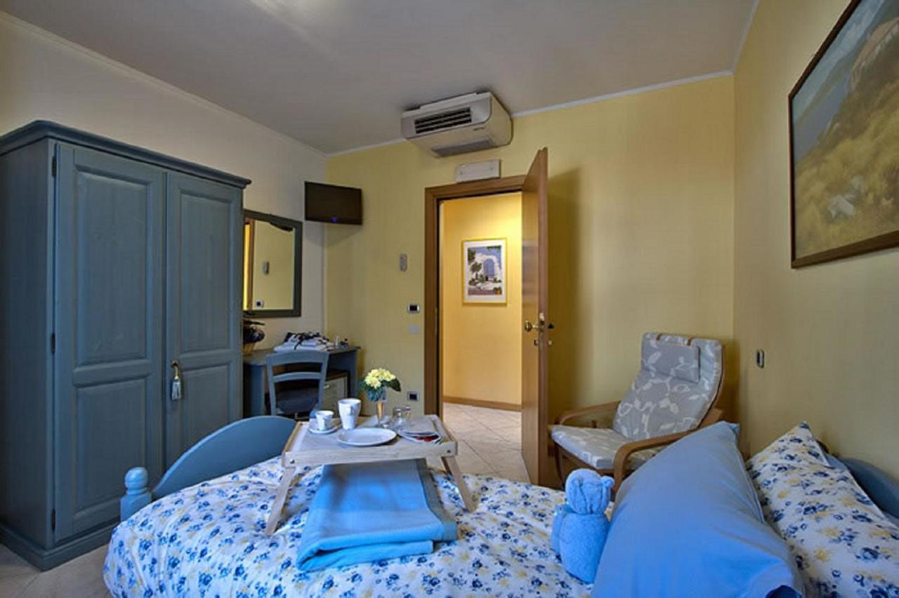 Pergola Rooms Tolmezzo Exterior foto