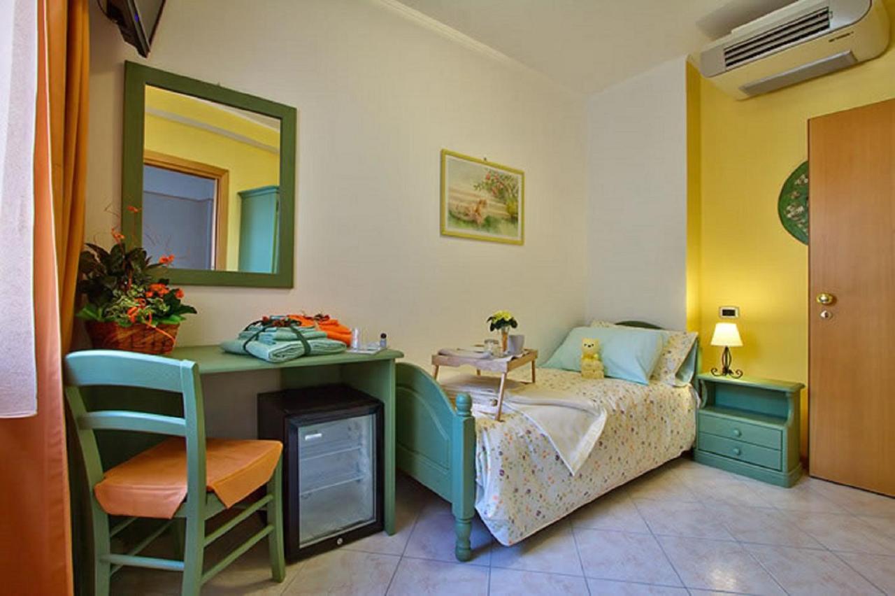 Pergola Rooms Tolmezzo Exterior foto