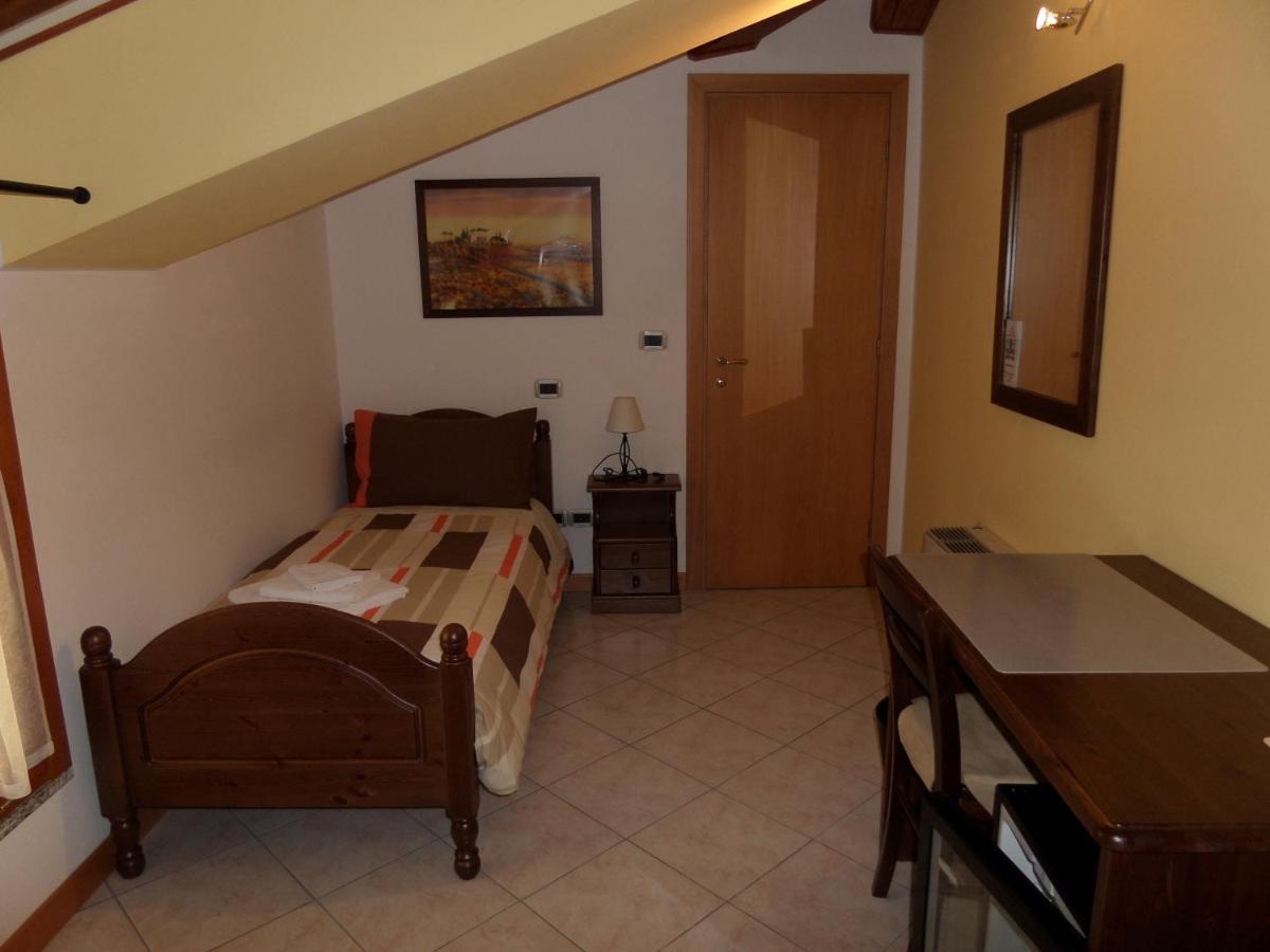Pergola Rooms Tolmezzo Exterior foto